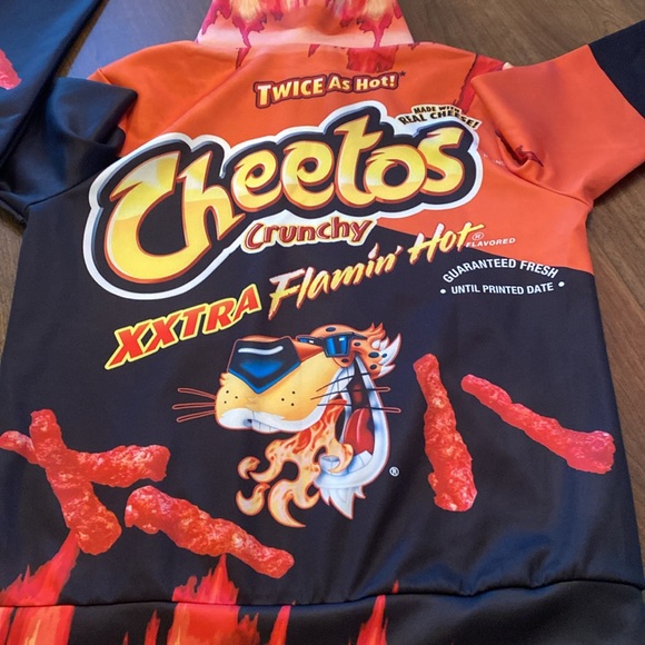 Cheetos sweatshirt - Picture 4 of 4